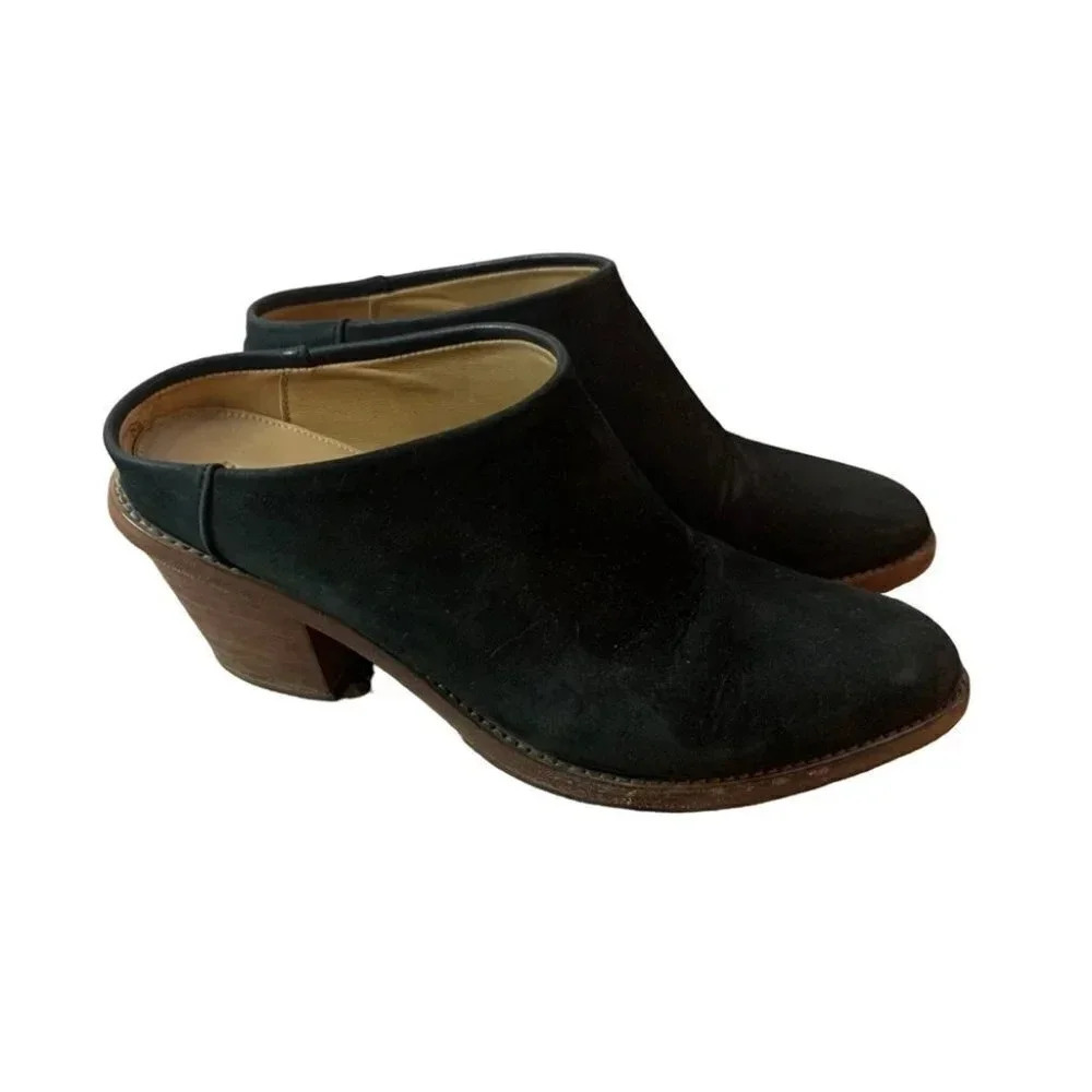 Poppy Barley Nubuck The Heeled Mule Black Suede 7